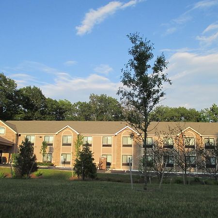 Red Carpet Inn And Suites Monmouth Junction Eksteriør bilde